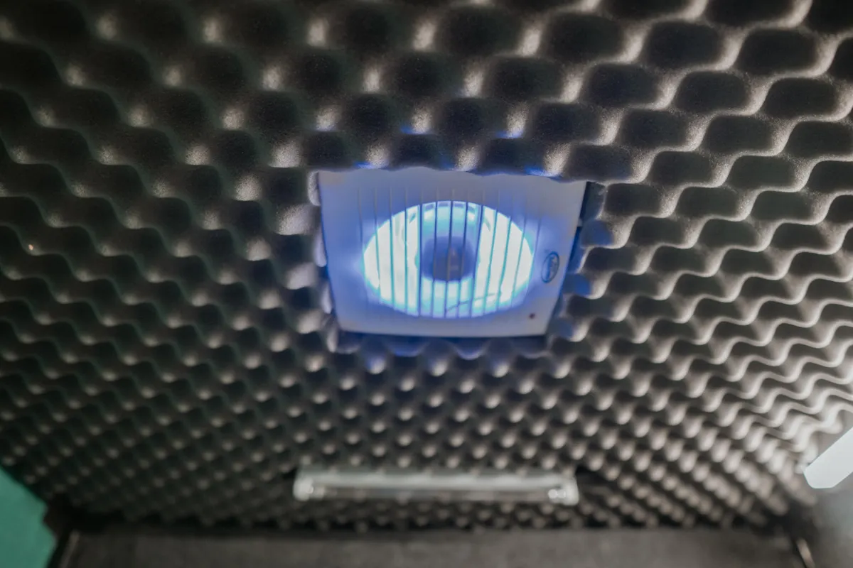 Jual LiveBox - Ruang Privasi Untuk WFH-3