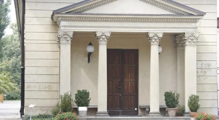 contoh warna cat tiang teras motif bunga