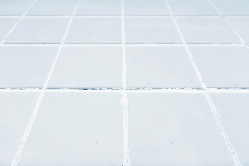 cara memperbaiki lantai keramik terangkat