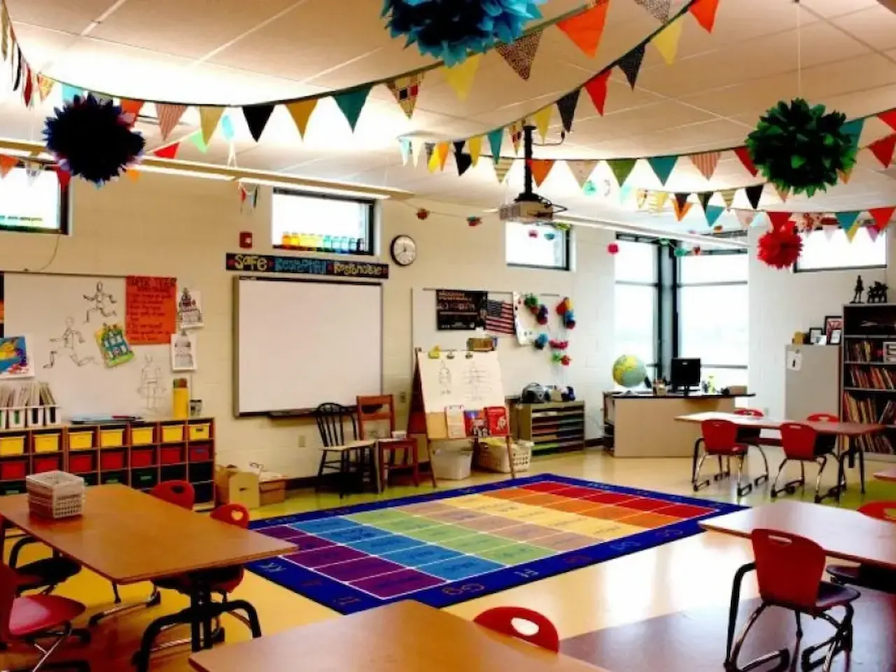 cara menghias ruang kelas