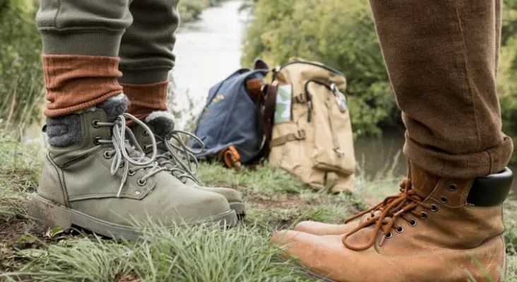 5 Perbedaan Sepatu Safety dan Sepatu Gunung, Lebih Tahan Mana?