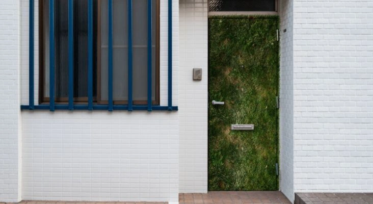 desain rumah pintu samping