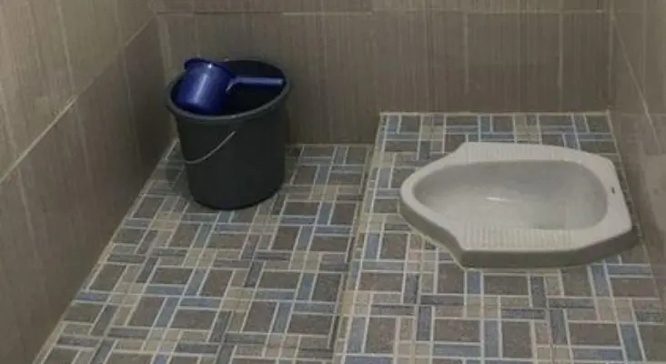 Desain Kamar Mandi Minimalis 2x3 Kloset Jongkok