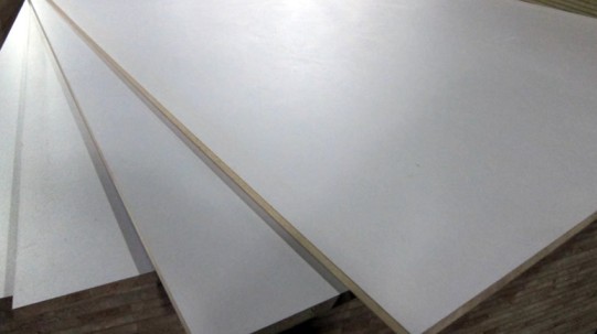 cara memotong triplek melamin