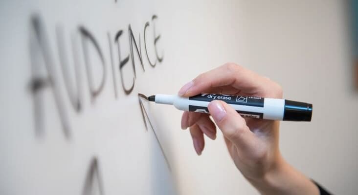 cara membuat papan tulis putih