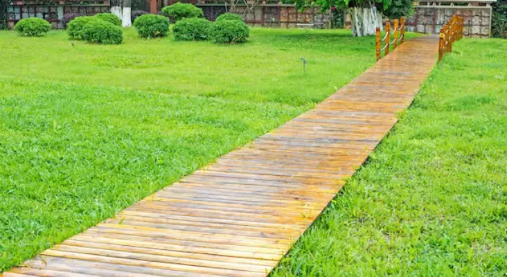 Mengenal 5 Jenis Decking Kayu Outdoor